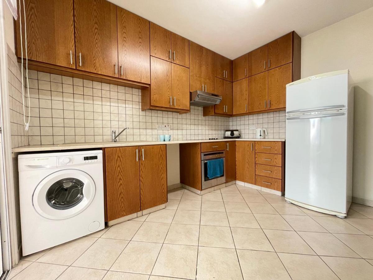 Anastasia Holiday Apartment Larnaca Buitenkant foto