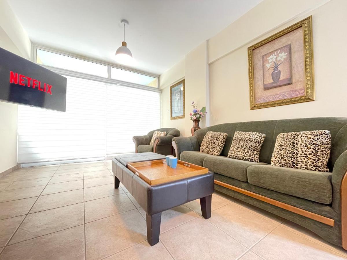 Anastasia Holiday Apartment Larnaca Buitenkant foto